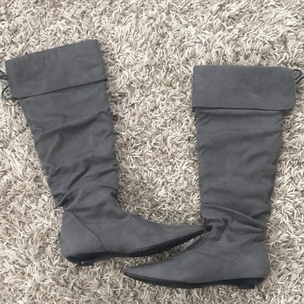 💕 Tall Gray Boots 💕